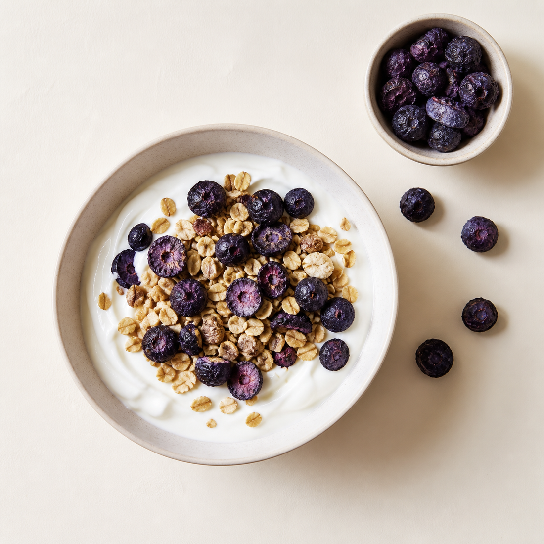 Overnight oats med frystorkade blåbär